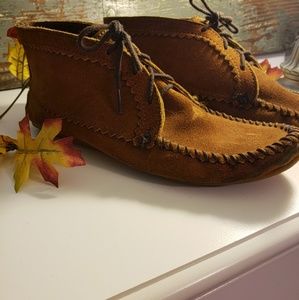 Minnetonka Moccasins